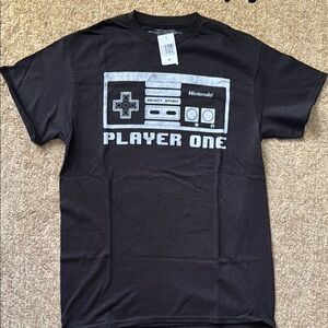 NWOT Nintendo Black Player One T-Shirt
